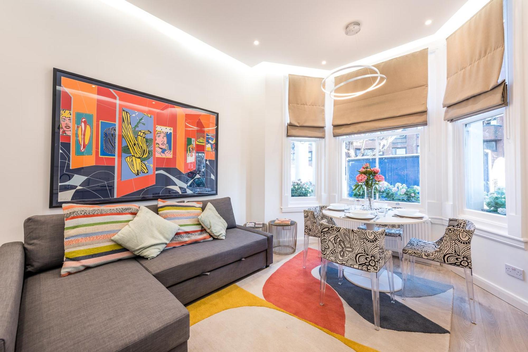 شقة Casa Italia Near Kings Road In Chelsea With Wifi & Washing Machine لندن المظهر الخارجي الصورة
